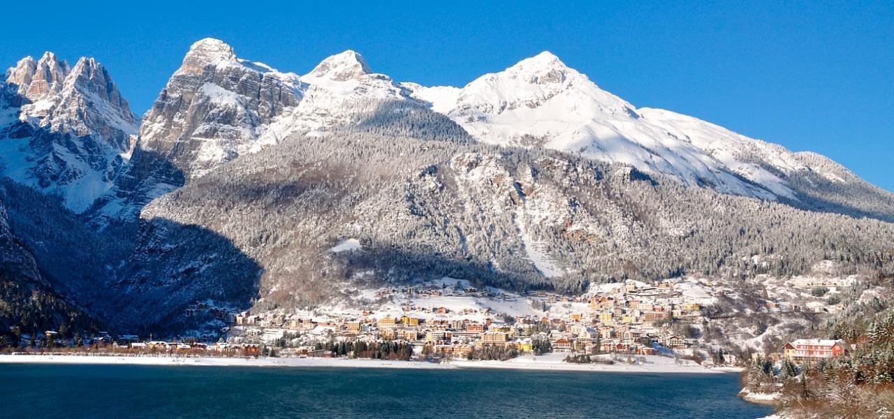 Hotel Aurora Molveno Exterior photo